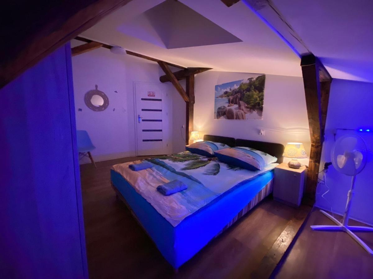 Sea World Apartments Mansarda Гданьск Экстерьер фото