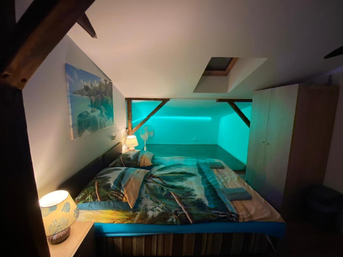 Sea World Apartments Mansarda Гданьск Экстерьер фото