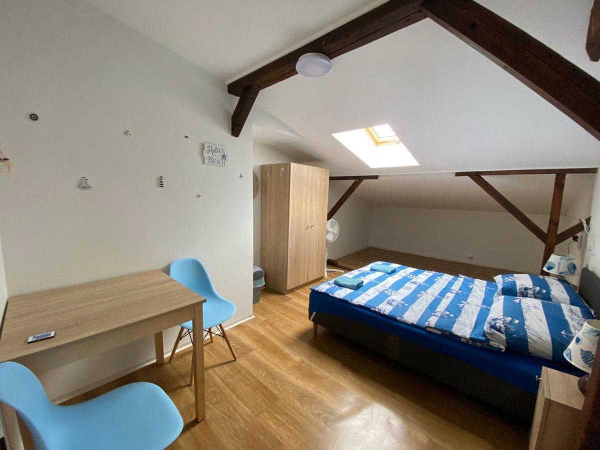 Sea World Apartments Mansarda Гданьск Экстерьер фото